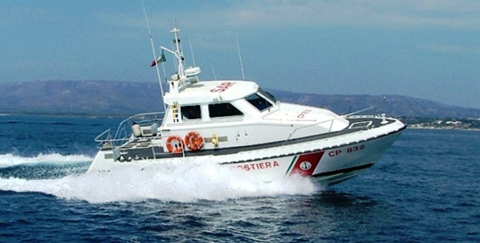 Guardia Costiera motovedetta 690x350
