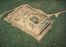 Tempio  Ara della Regina - Tarquinia