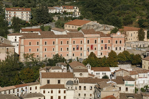 Cosenza Palazzo Arnonea
